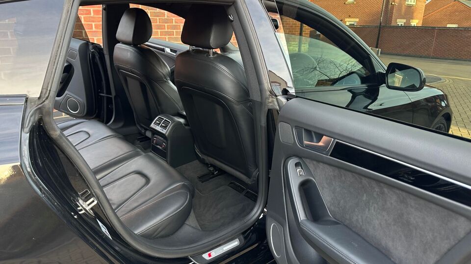 Reserved - AUDI A5 Black Edition